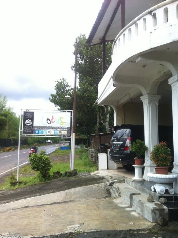 Oyo 1782 Lotus Residence Magelang Exterior foto